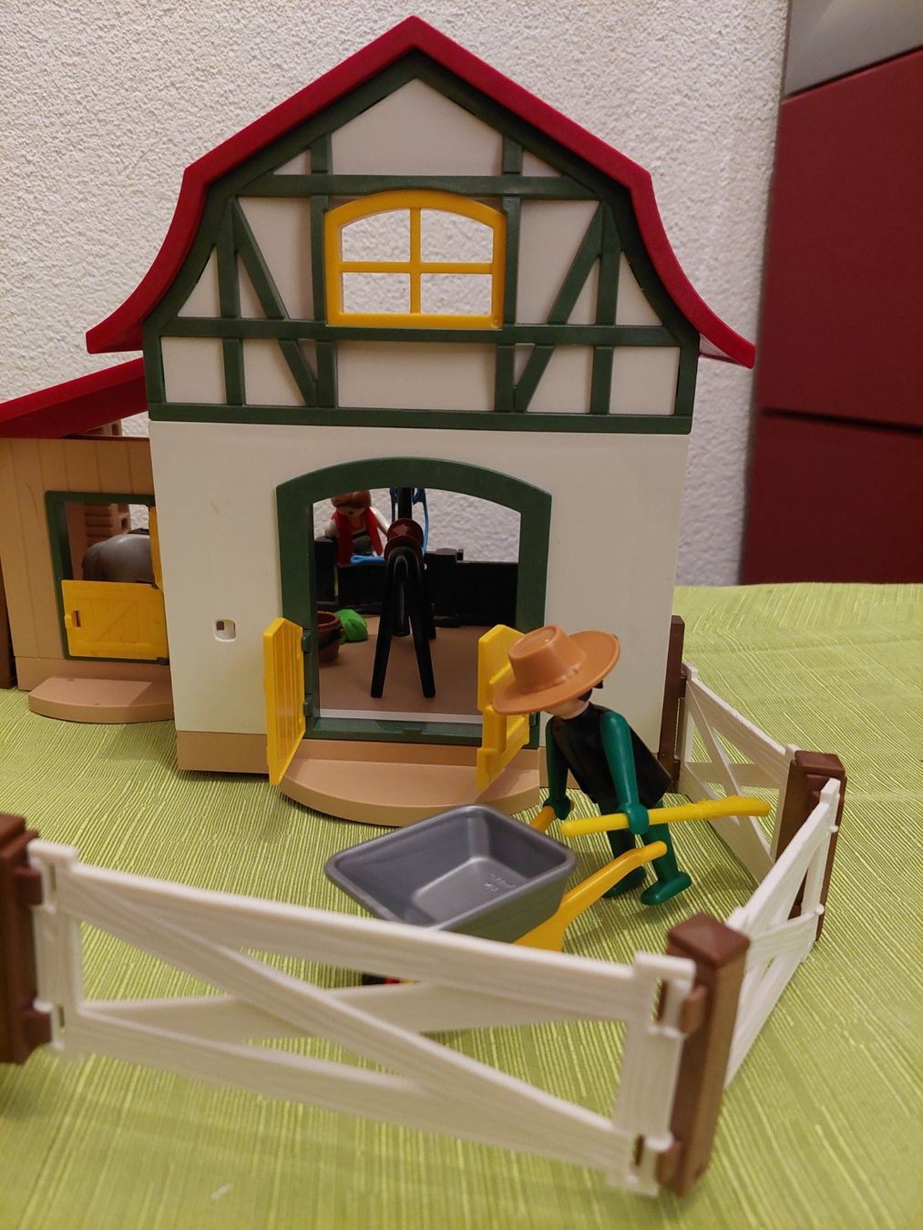 Playmobil Giocattoli: Playmobil - Pferdehof – Usato da Salmsach venduto da TomGi01 5
