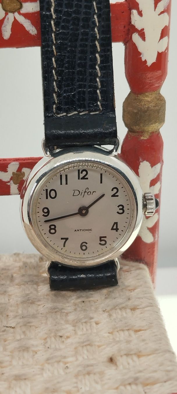 Orologi: Montre en argent massif – Usato da La Chaux-de-Fonds venduto da jac_9llg