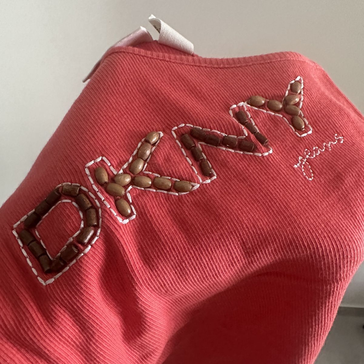 DKNY Top: Y2K DKNY ONE-SHOULDER TOP – Usato da Zofingen venduto da JumpInVintage 3
