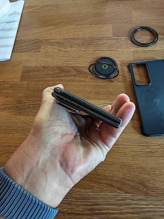 Honor Telefoni cellulari / Smartphones: Honor Magic V2 512Gb – Usato da Vufflens-Château venduto da Renewed 1