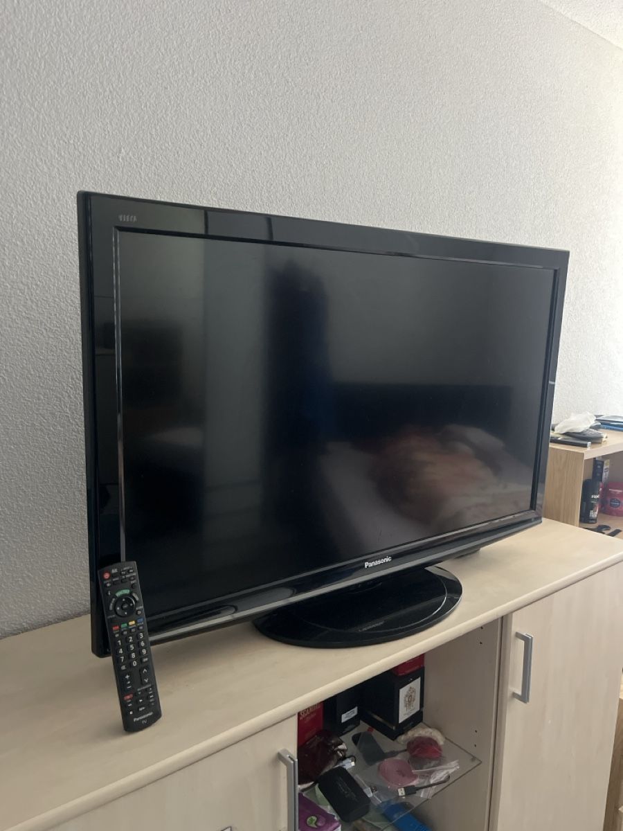 Appareils TV: Panasonic Fernseher – D'occasion à Neuenkirch par mik_ydj2