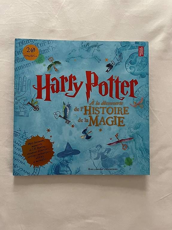 Libri: Livre Harry Potter  – Usato da Chavannes-des-Bois venduto da dvergani