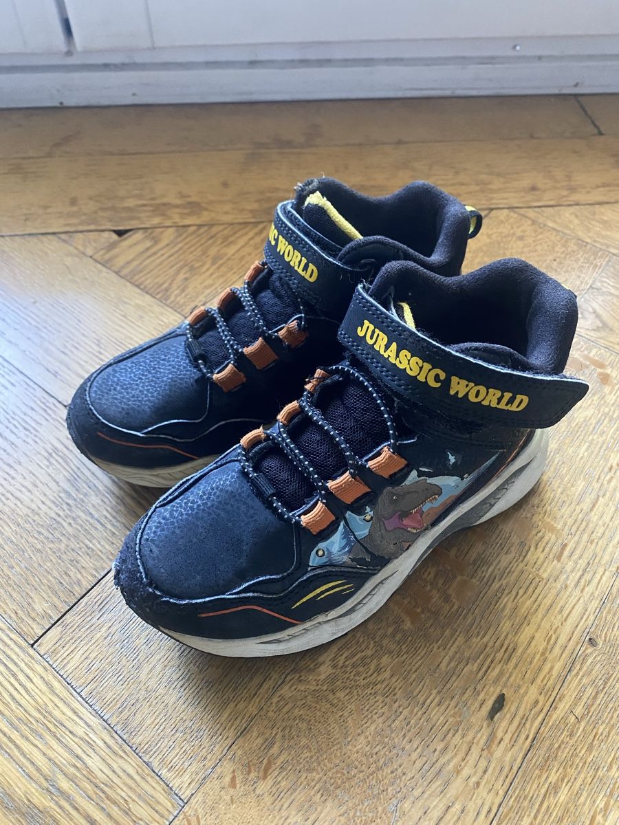 Chaussures garçon: Sneaker Grösse 29 – D'occasion à Bern par Violettaline 2