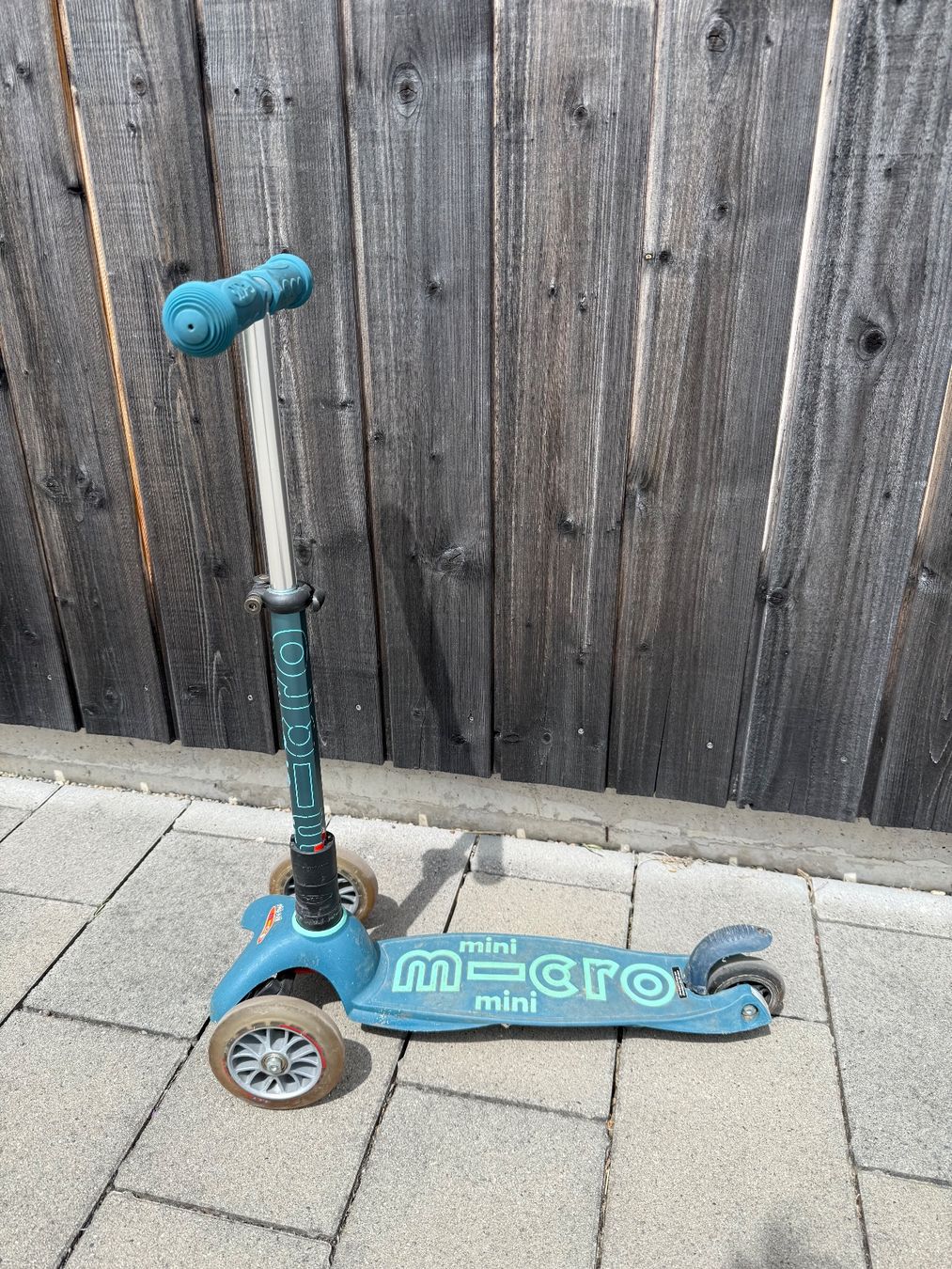 Micro Kickboard: Mirco mini Scooter – Gebraucht aus Wiezikon b.Sirnach von cma_bn2j 1