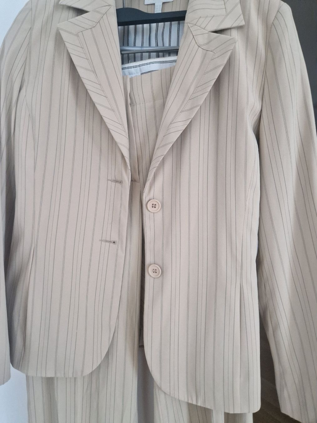 Kookai Completi & Tailleur: Hosenanzug in Grösse 34 – Usato da Küsnacht ZH venduto da 2011_ 1