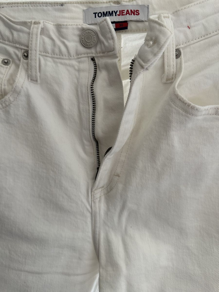 Tommy Hilfiger Jeans: Jeans blanc - Tommy Hilfiger - taille 26/30 – Nuovo (secondo la descrizione) da Lausanne venduto da ver_cyj8 1