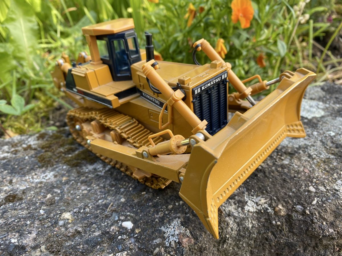 Kit di modellismo & Modellini statici: Modell Bulldozer Komatsu D 475 A – Usato da Arch venduto da UrsusC46 1
