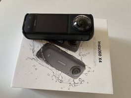 Insta 360 X4 état neuf garantie 2 ans 