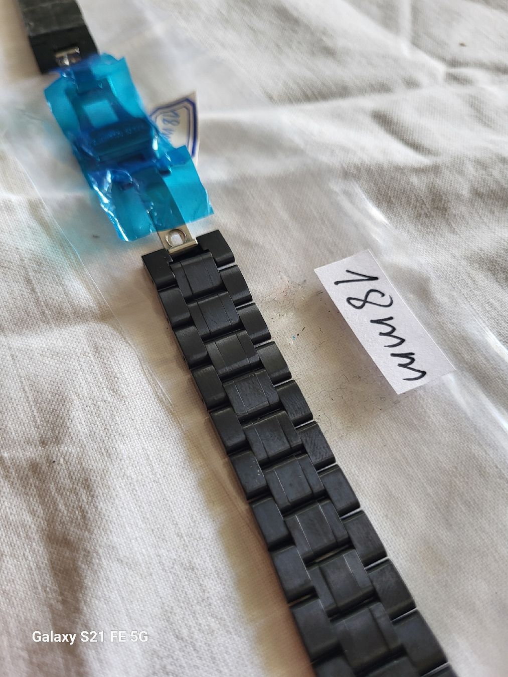 Armbänder & -reifen: 18mm, neu uhrenarmband, universale – Neu und originalverpackt aus Riehen von tamola67