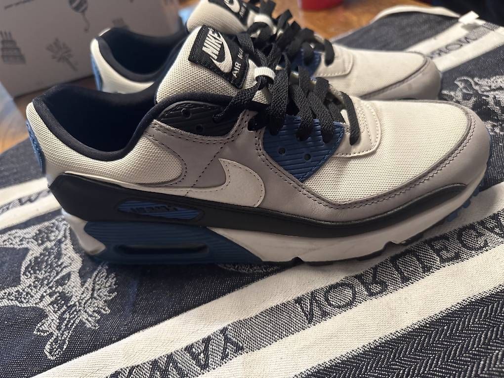 Herrenschuhe: Nike Air Max  – Gebraucht aus Adliswil von TjJibit 1