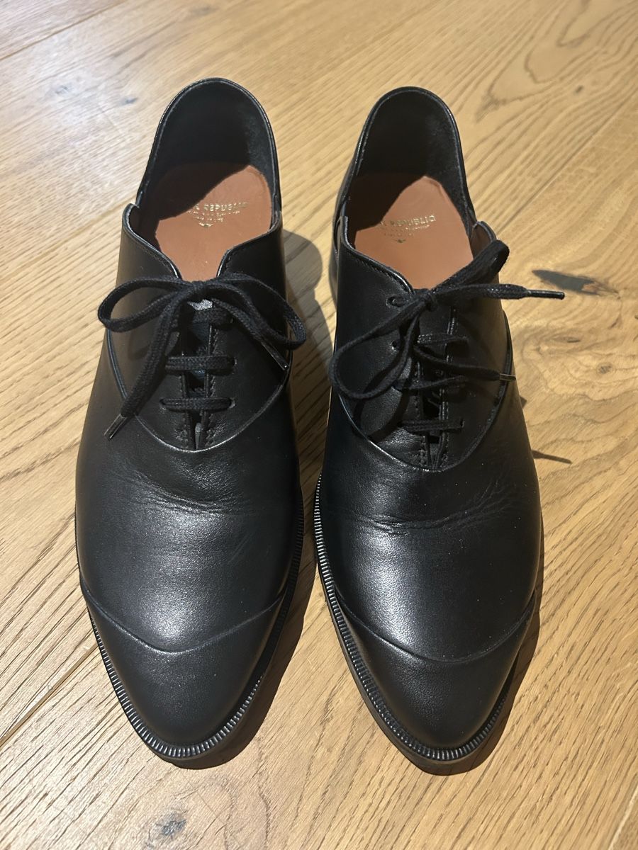 Scarpe da donna: Standout classic Royal Republiq shoe – Usato da Allenwinden venduto da ErRaf 1