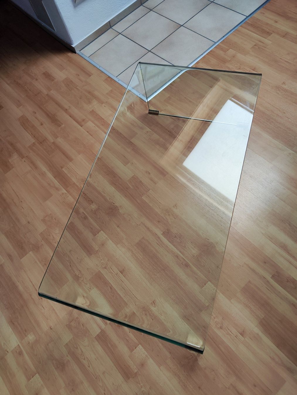 Tische: Glass Sofa Tish – Gebraucht aus Bürglen UR von fan_8ygz 2