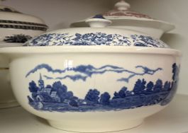 Servierschale mit Deckel blau weiss Motiv gebraucht