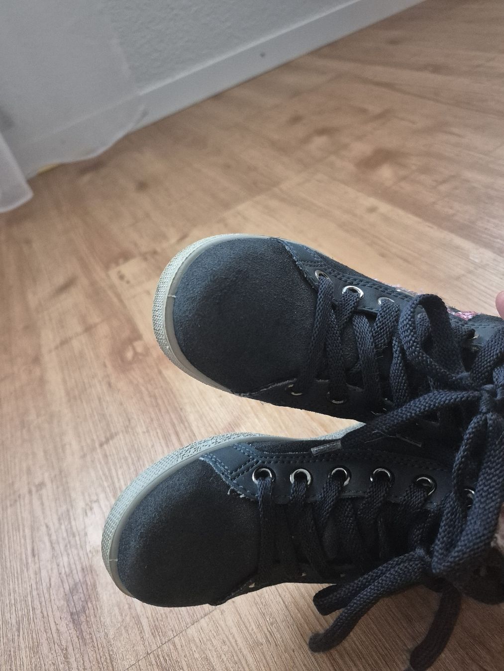 Elefanten Schuhe für Mädchen: elefanten gr.27 – Gebraucht aus Spiez von V.H.K. 1