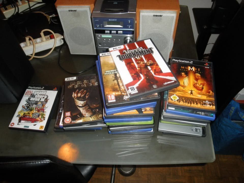 PlayStation 2, und DVD CD Player ca 29 stück (Gebraucht) in Wittenbach ...