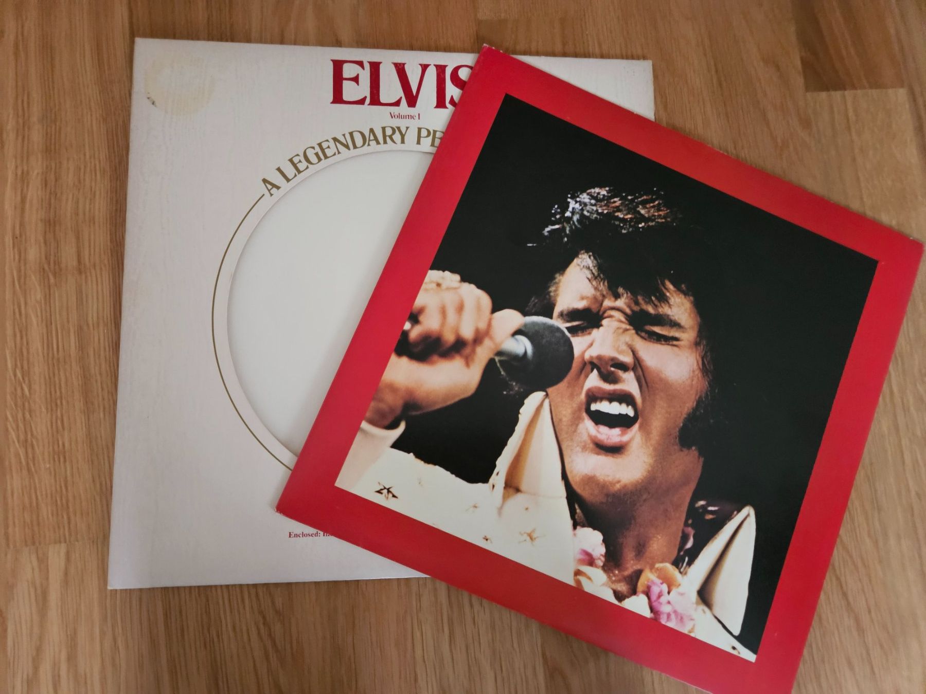Dischi in vinile: Elvis Volume 1 - A Legendary Performer – Usato da Liestal venduto da tower01 3
