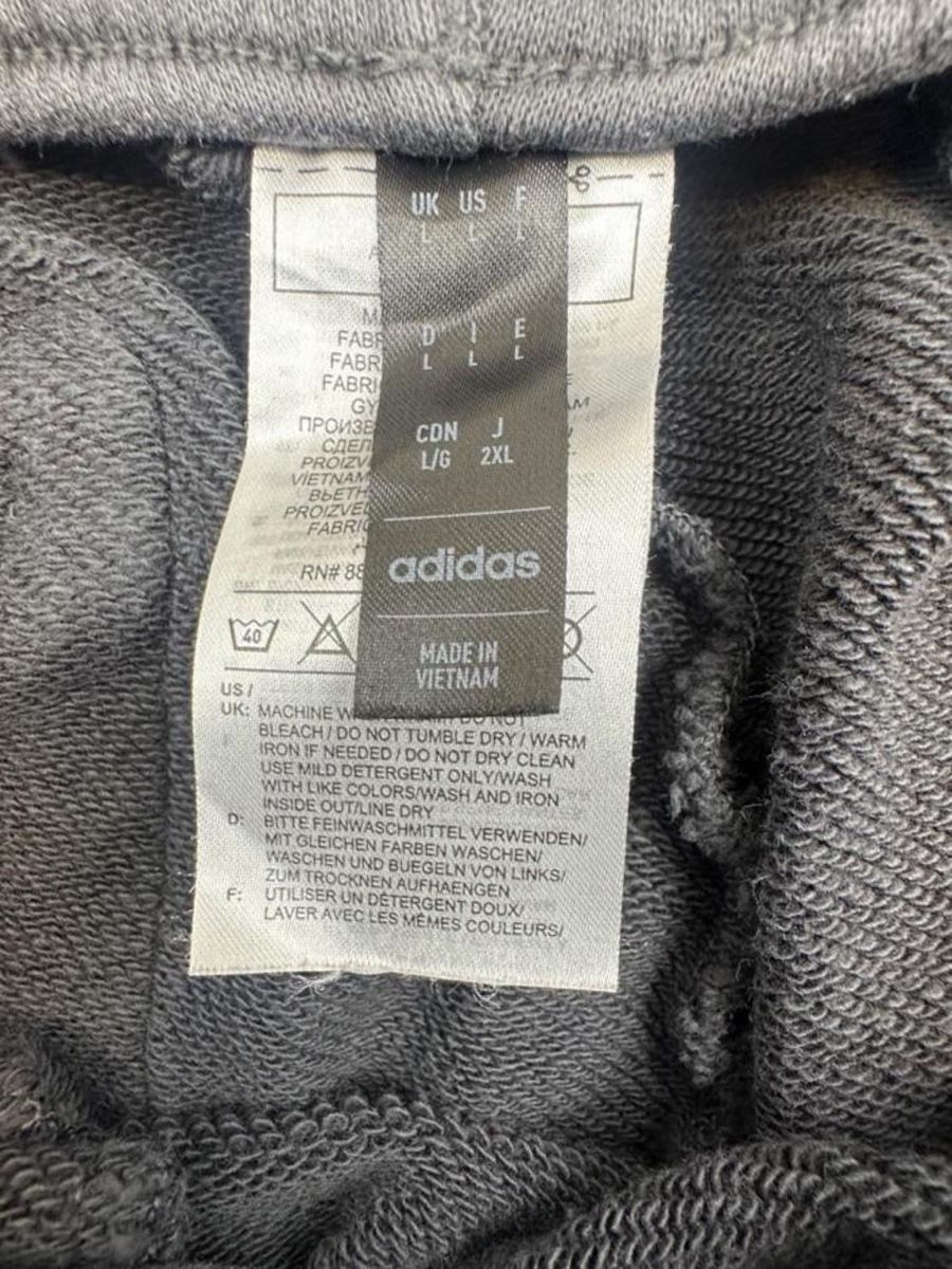 Adidas Pantaloni: Adidas Real Madrid sweatpants – Usato da Erlinsbach SO venduto da TogaResell 4
