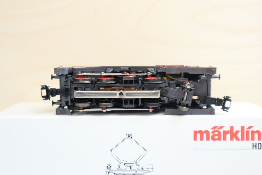 LOCOMOTIVE MARKLIN 3607 – T 18 K.W.St.E. – ÉPOQUE 1 – DIGITALE H0 – COMME NEUVE
