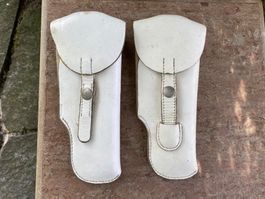 2 originale Pistolenholster Militärpolizei / Heerespolizei