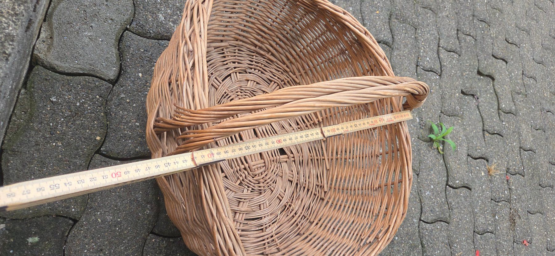 Sonstiges für Haushalt & Wohnen: Grosser Weiden Korb Robust – Gebraucht aus Niederbipp von Trude04 6