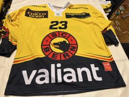 SC Bern Gameworntrikot Junioren Nummer 23 Grösse XL