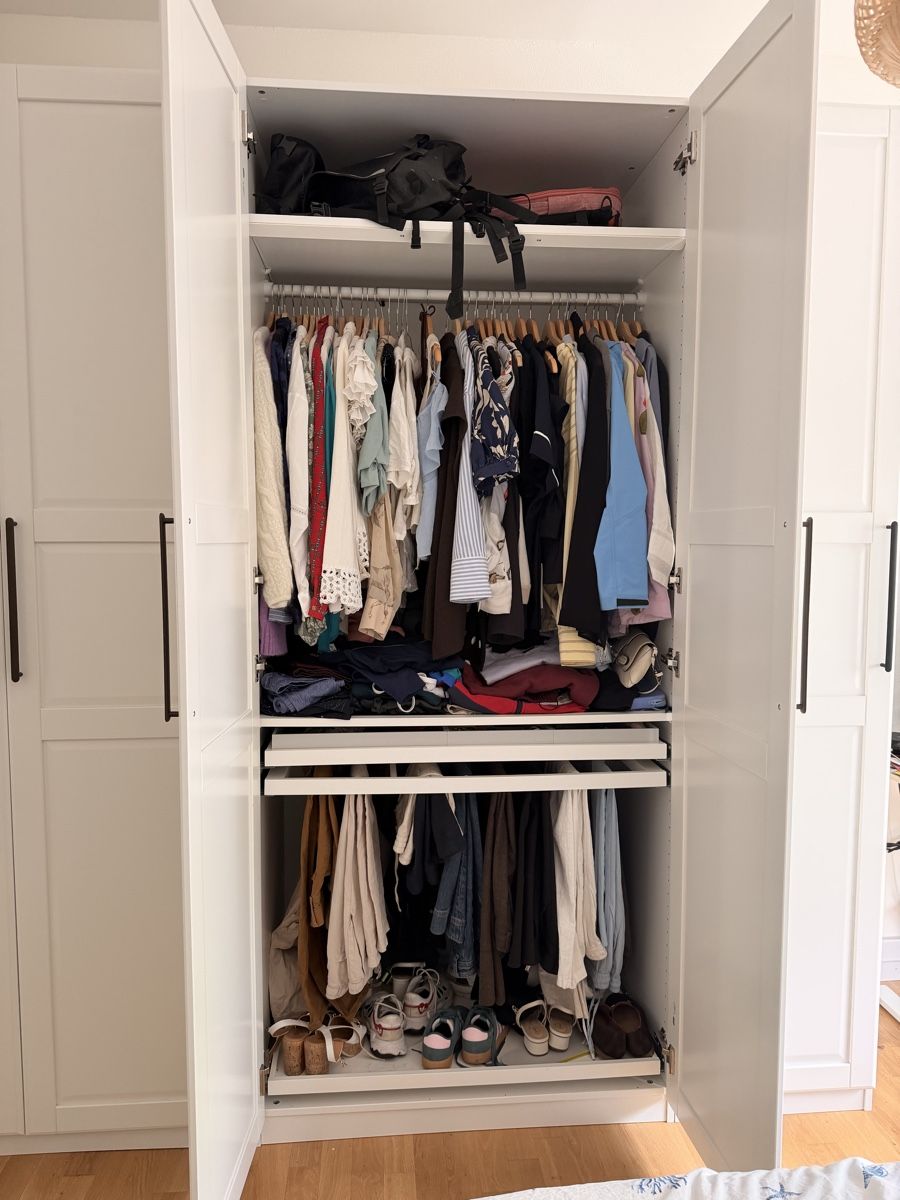 Ikea Armoires: IKEA PAX with LED Lighting – D'occasion à Zürich par mar_h7x7 4
