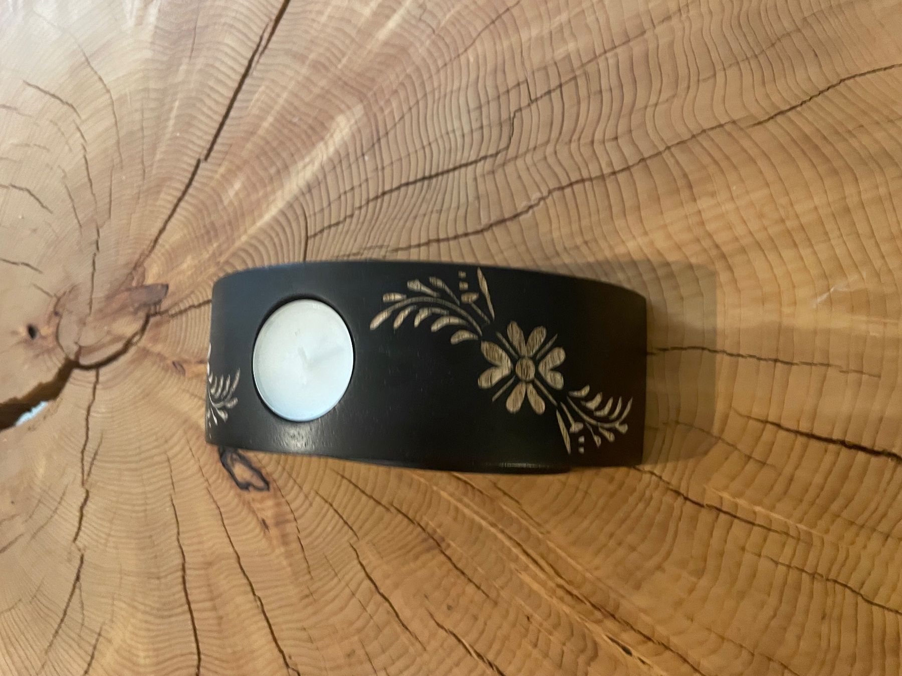 Portacandele: Holz-Teelicht-Kerzenhalter Schwarz Blumenmuster – Nuovo (secondo la descrizione) da Zürich venduto da and_bbr2 2
