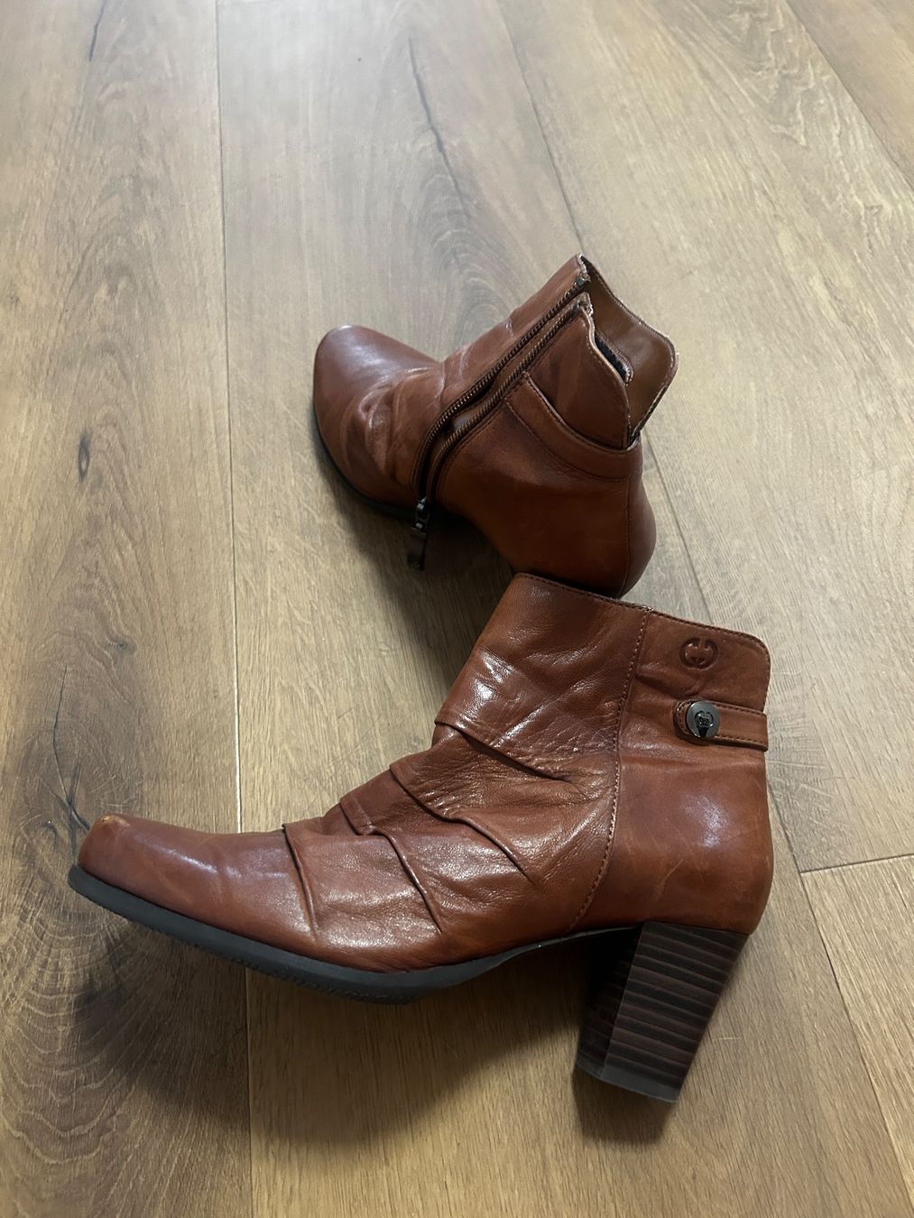 Gerry Weber Scarpe da donna: Gerry Weber Leder Stiefeletten Cognac Blockabsatz Gr. 38 – Usato da Regensdorf venduto da Spyke55