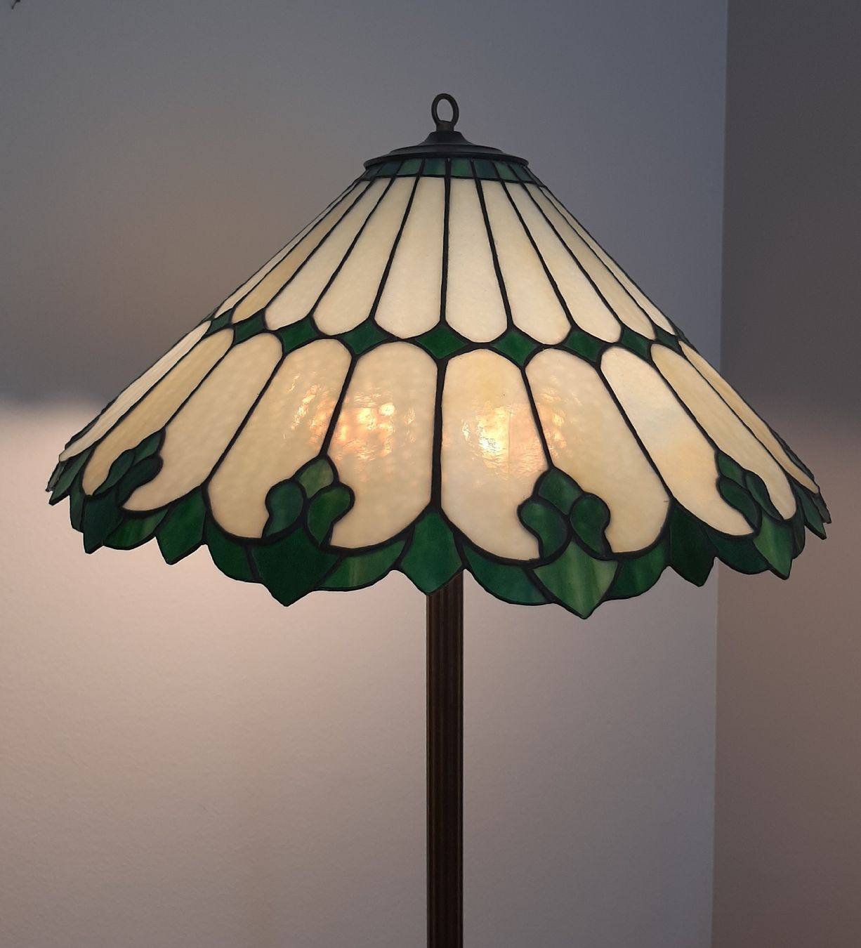 Tiffany & Co. Lampade: Tiffany Stehlampe – Usato da Winterthur venduto da Seestern51