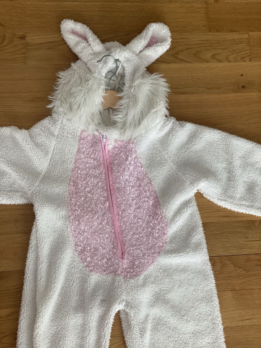 Costumes: Fasnachtskostüm Hase Gr. 104 – D'occasion à WEINFELDEN par marygloss 1