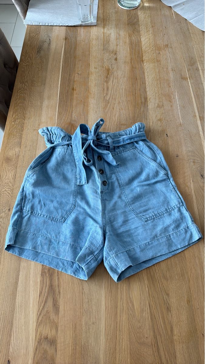 Esprit Jeans: Sommerliche Esprit Short Gr. 27 – Usato da Wil SG venduto da manjakatharina