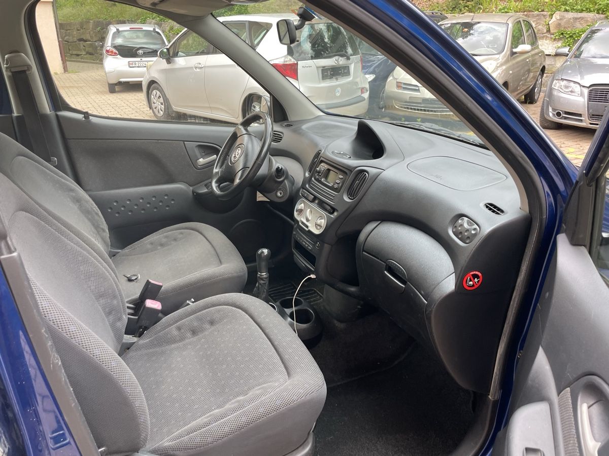 Condizionatori: Toyota Yaris verso.1.5 – Usato da Corpataux venduto da a_t_dq7j 5