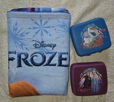 Disney Frozen Badetuch + 2 Tupöerware Znüniböxli, 
