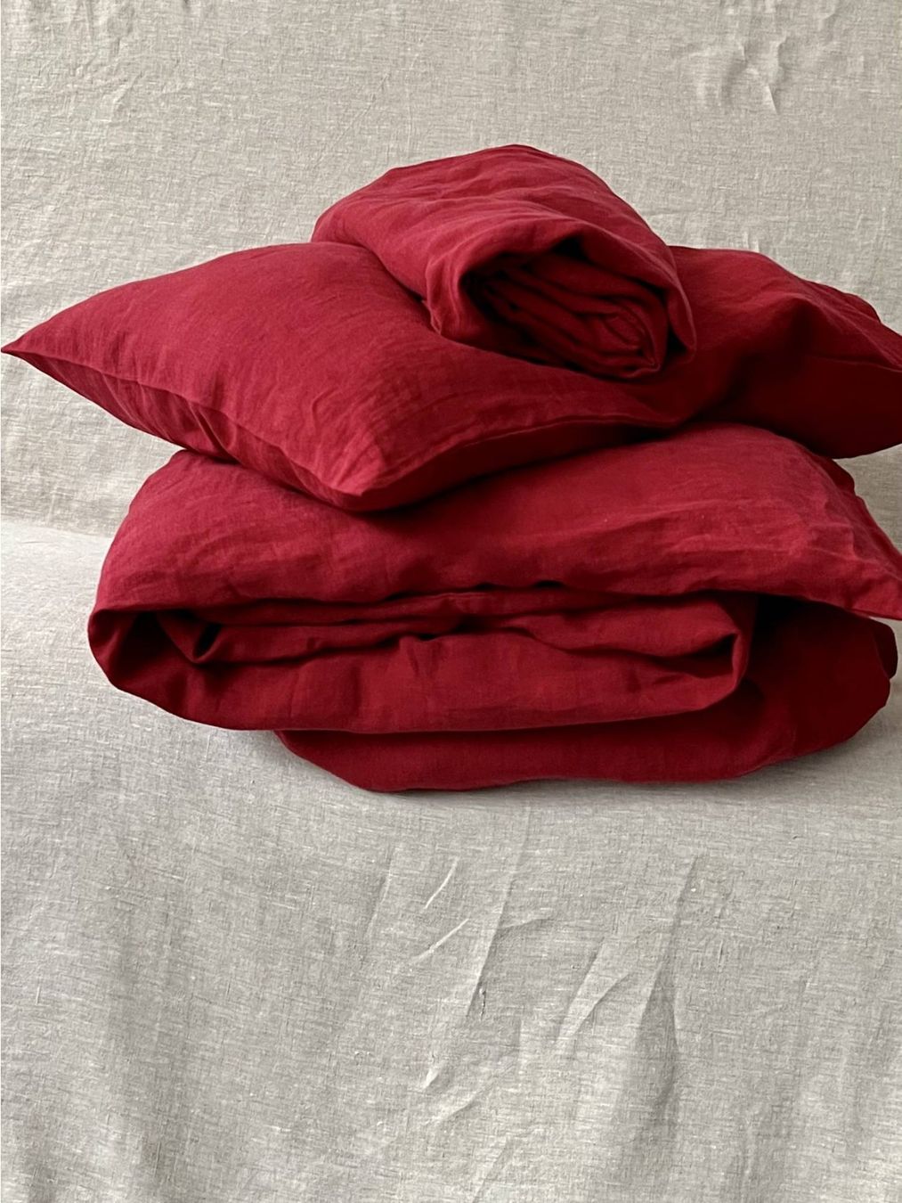 Biancheria da letto: Karminrot Leinenbettwäsche-Set – Nuovo e nell'imballaggio originale da Affoltern am Albis venduto da EdelLinn 1