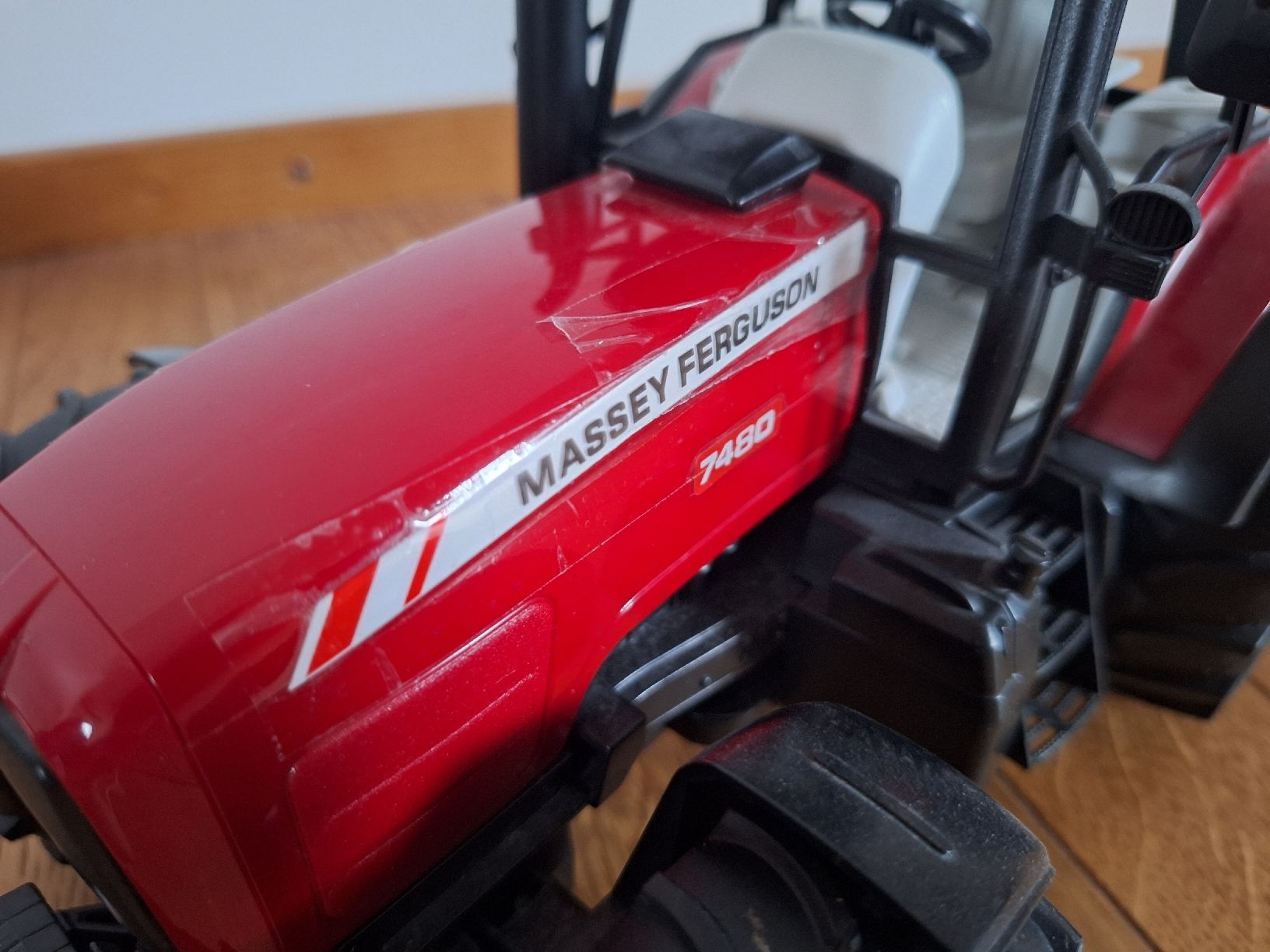 Bruder Giocattoli: Bruder Traktor Massey Ferguson – Usato da Affeltrangen venduto da Salz-Pfeffer 3