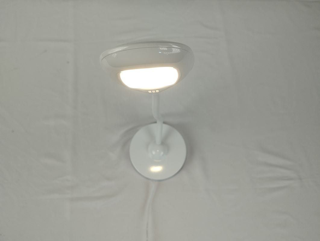 Lampade: EDI Light LED-Tischlampe weiss dimmbar – Usato da Schübelbach venduto da Restwert_Schubelbach 5