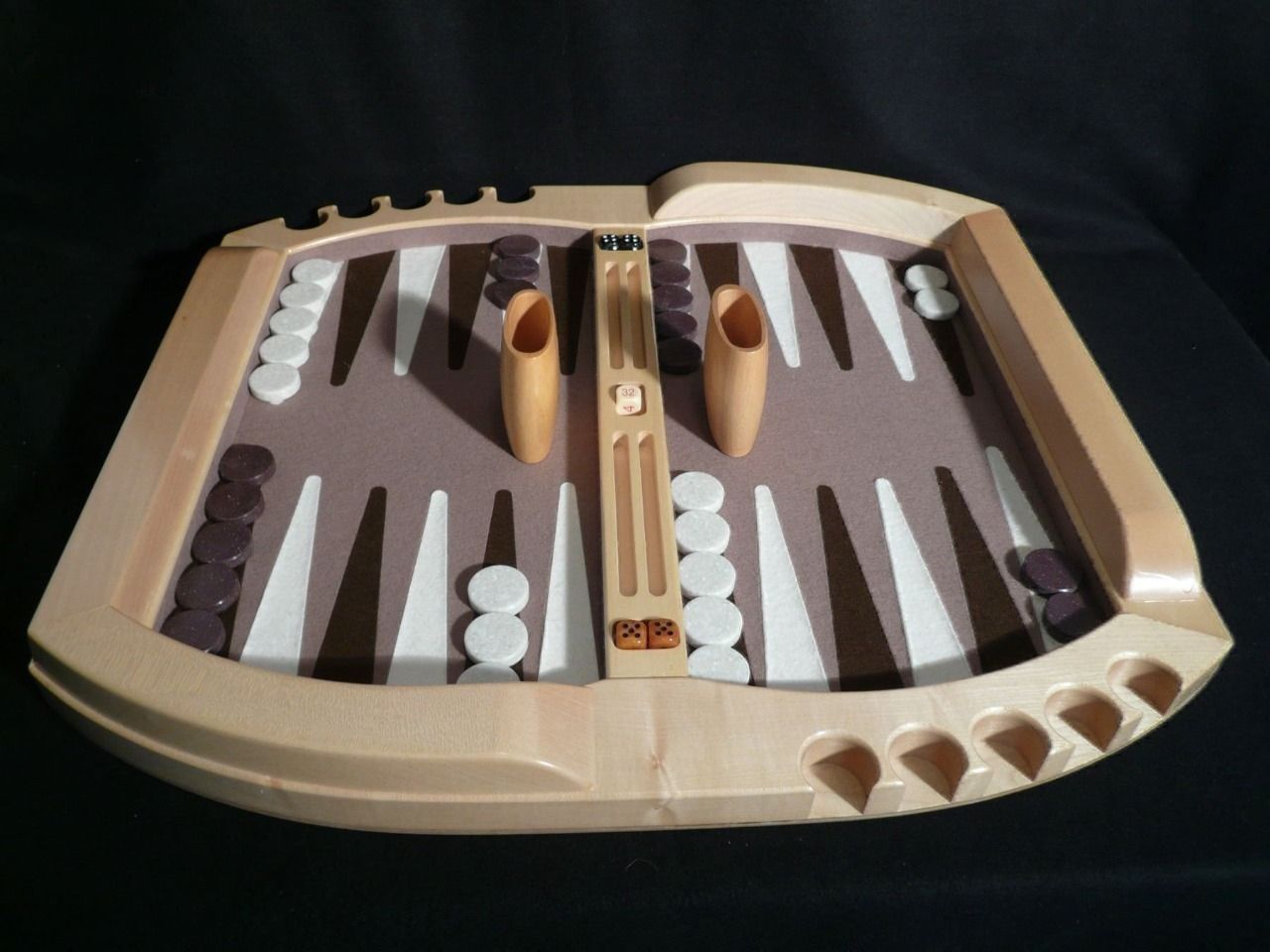 Giochi: Einmalige design Backgammon  – Nuovo (secondo la descrizione) da Glarus venduto da spe_wyf8 1