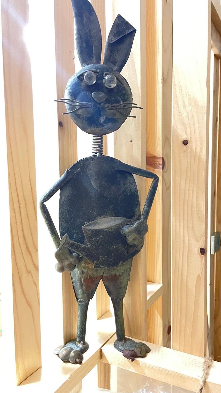 Statuette: Metall-Dekofigur Hase – Usato da Flawil venduto da Pirar