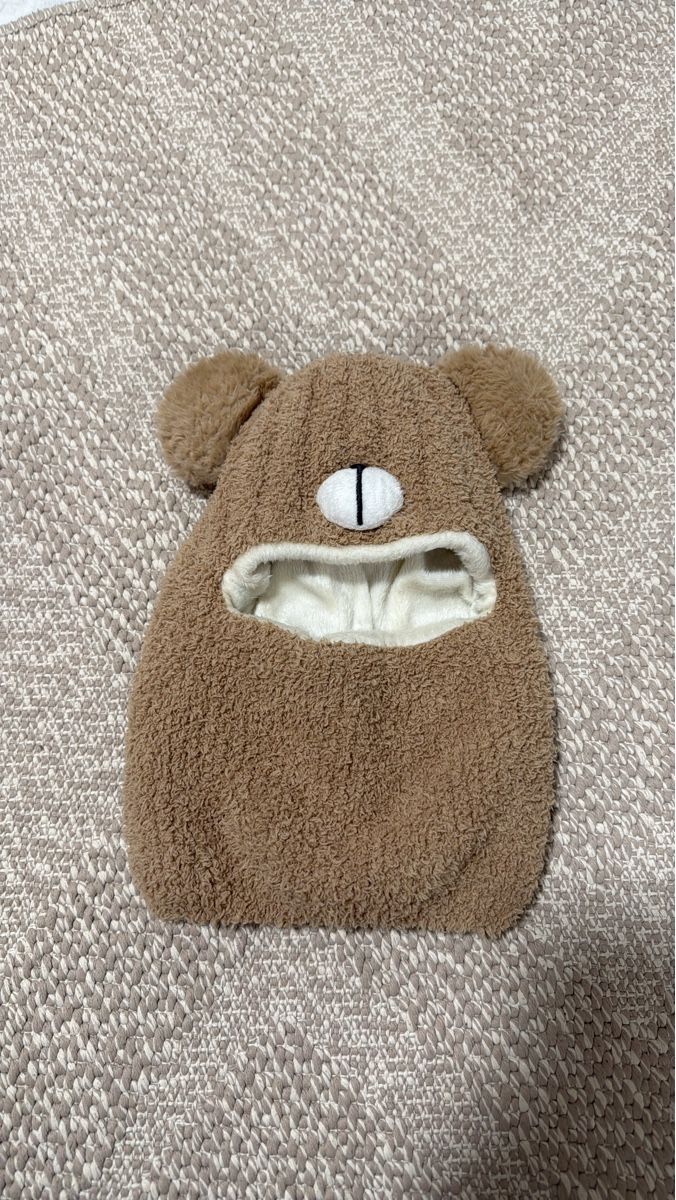Altro in  Abbigliamento & Accessori: Cute Bear baby hat  - Keep Warm This Winter! – Nuovo (secondo la descrizione) da Effretikon venduto da lio_gjr8