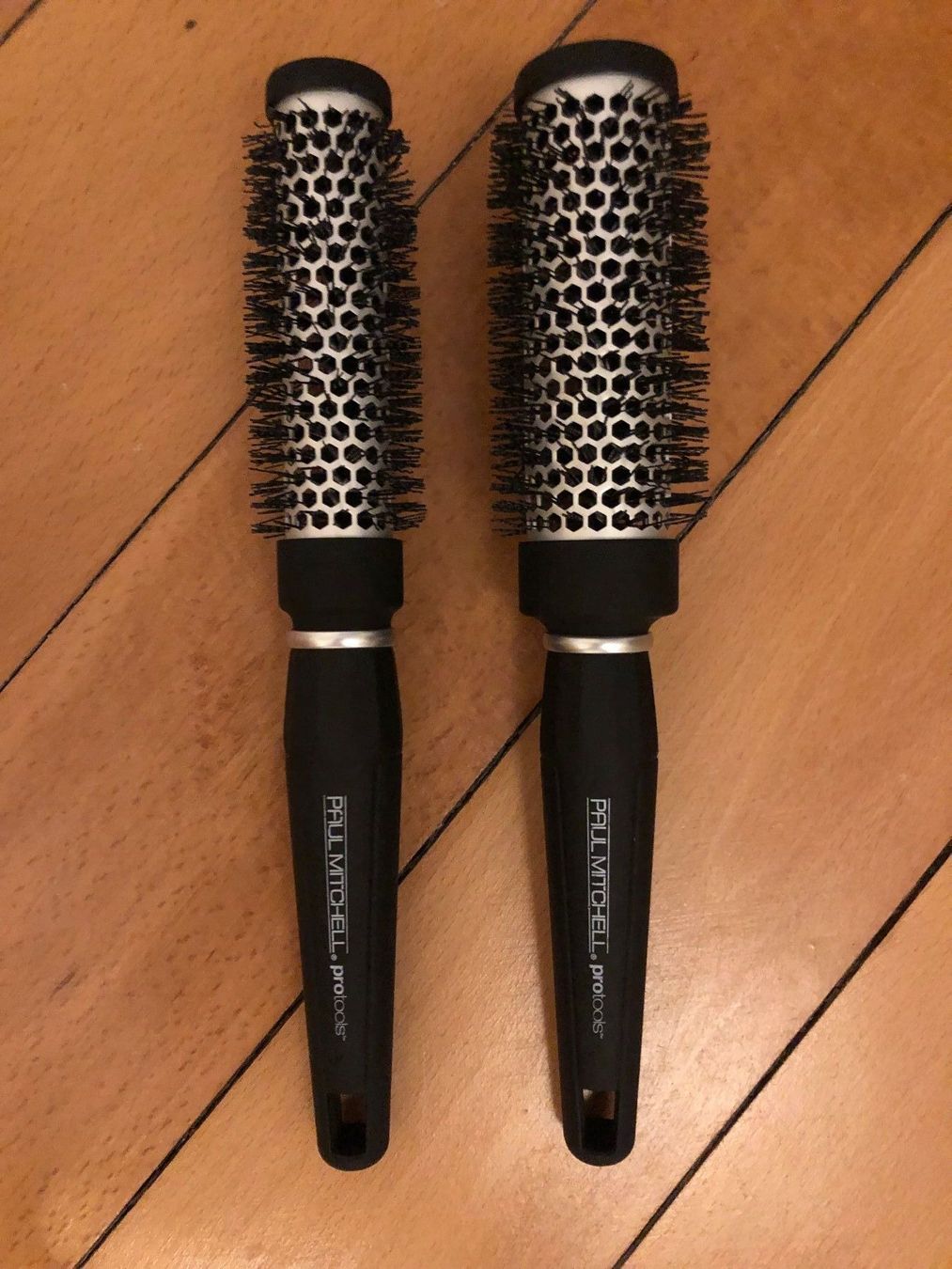 Altro per la cura dei capelli: 2 Bürsten Paul Mitchell Express Ion M&S – Usato da Zürich venduto da MakasoZH 2