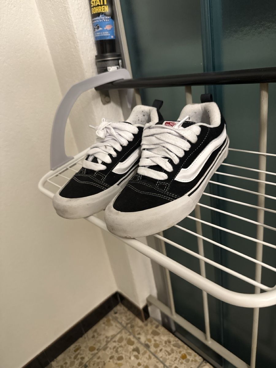 Vans Chaussures hommes: Vans 🤝 – D'occasion à Malleray par sam_6hg8
