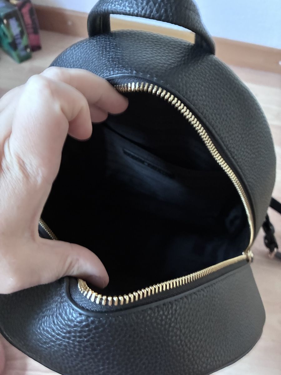 Tommy Hilfiger Sacs à dos: Tommy Hilfiger Rucksack – Neuf (Voir description) à Mels par joe_lin572 4