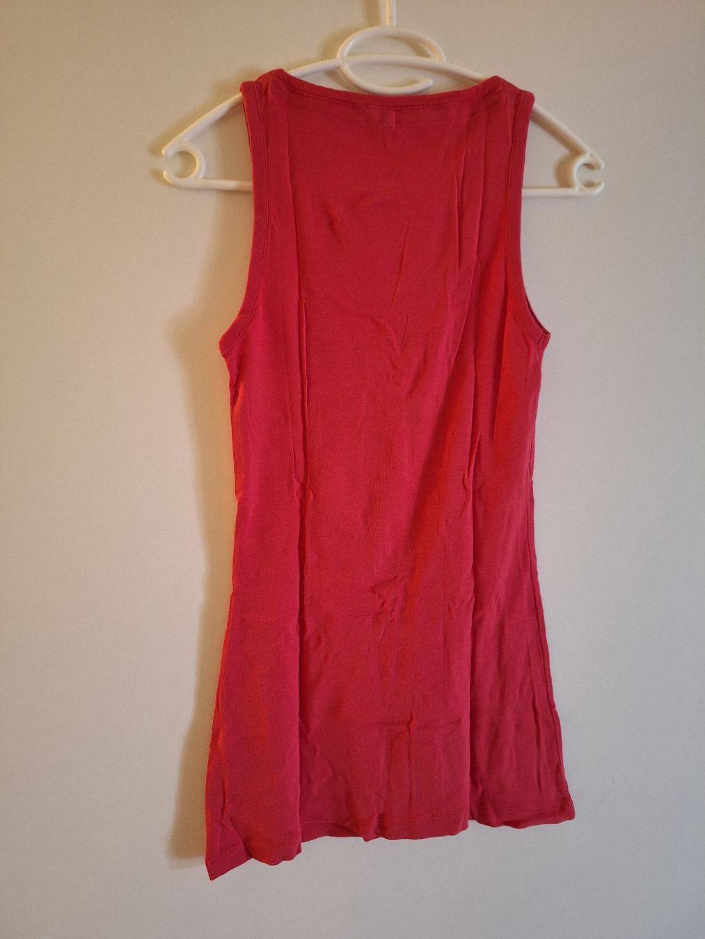 Only Top: rotes Tanktop von Only in Gr. S – Usato da Oberrieden venduto da smarties949 1