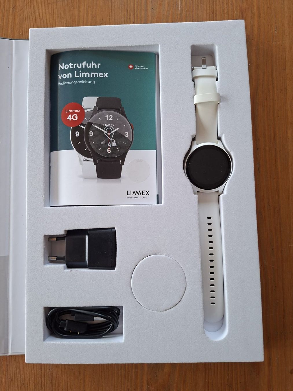 Uhren: Limmex 4G Notrufuhr – Gebraucht aus Klingnau von jmmjon 1