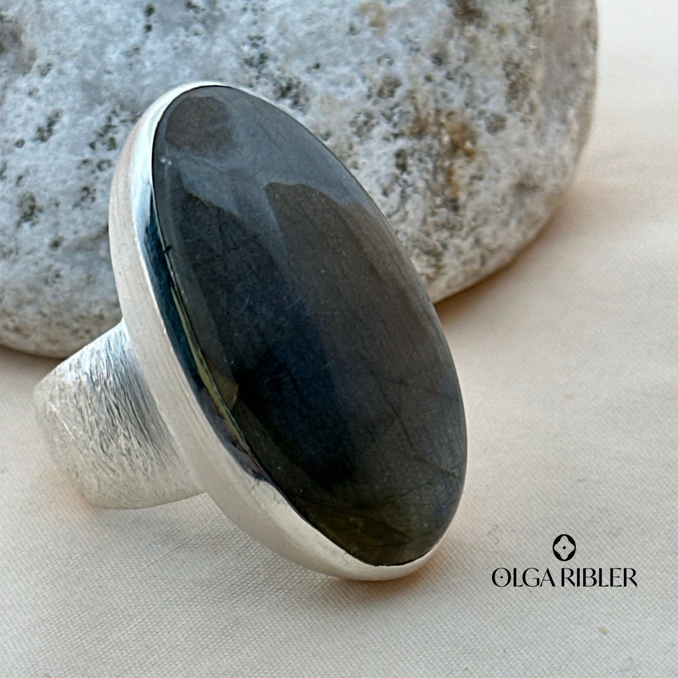 Olga Ribler Ringe: Unikate Silber Ring 925 Grösse 58 mit Labradorite – Neu (gemäss Beschreibung) aus Luzern von Schmuckoutlet 2