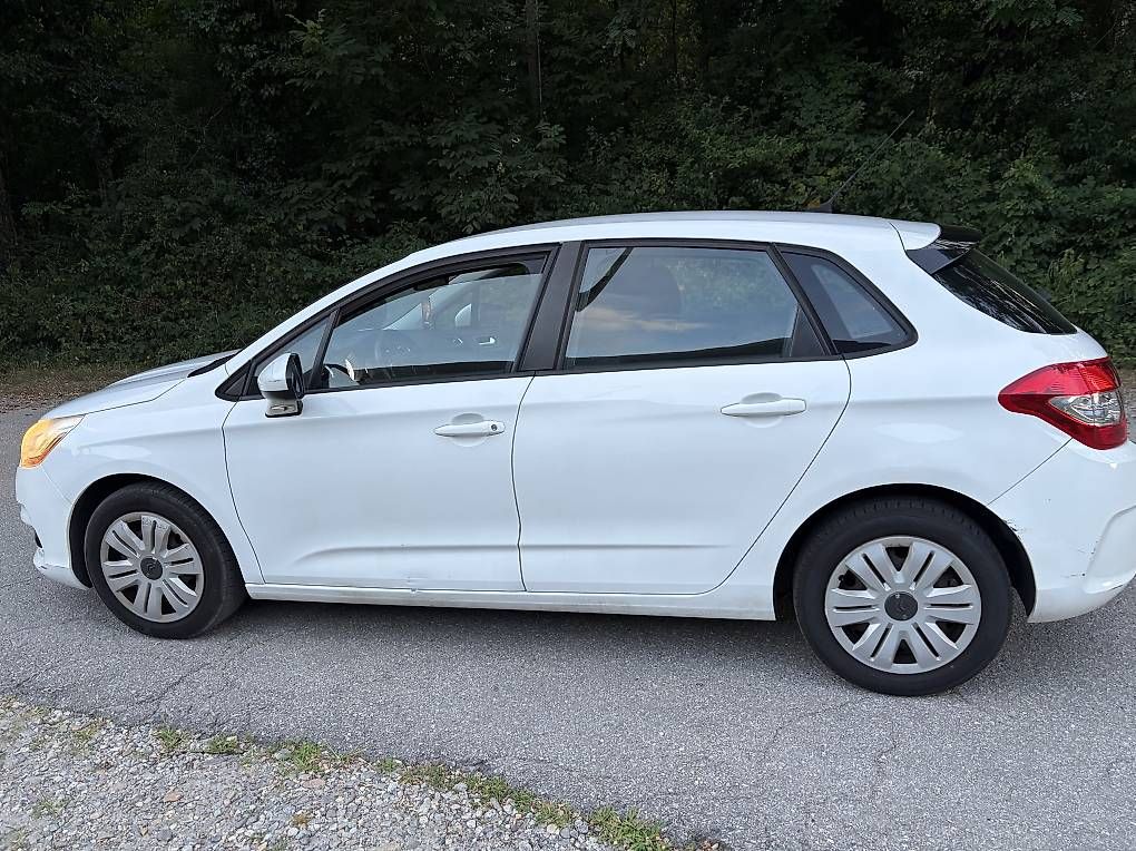 Autos: Citroen c4 1.4 benzina  – D'occasion à Cresciano par Edi-Auto 3