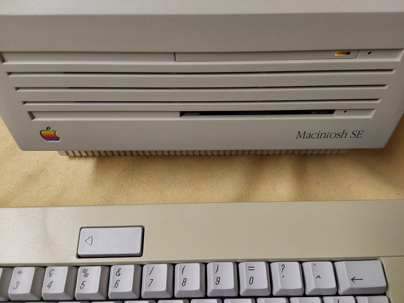 Apple PCs: Macintosh SE – Gebraucht aus Stadel von  1
