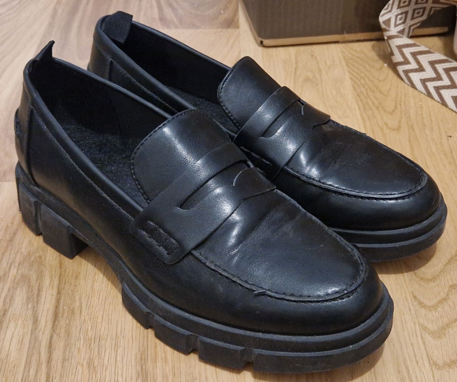 Chaussures femmes: Gothic Schuhe (Loafers) Gr. 40.5 – D'occasion à Schaffhausen par amb_v2xm
