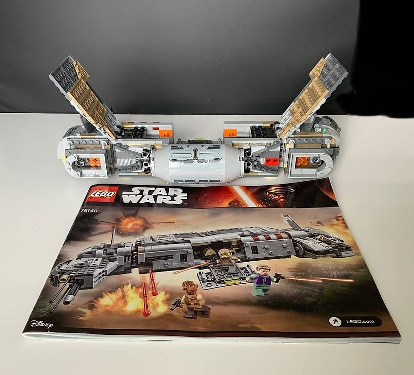 Kit di costruzioni: Lego Star Wars 75140 RESISTANCE TROOP TRANSPORTER – Usato da Winterthur venduto da mil_gz87 1