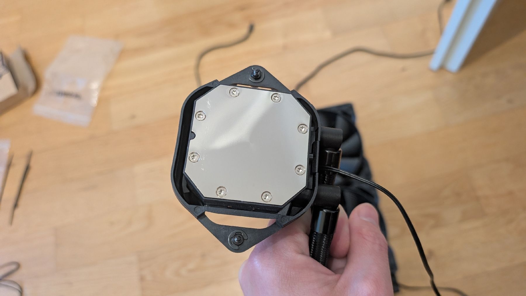 beQuiet! Custodie: Be quiet! Pure Loop AIO Wasserkühlung – Usato da Spiez venduto da ray_c5dq 3